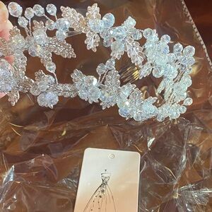 Crystal Floral Hair Accessory